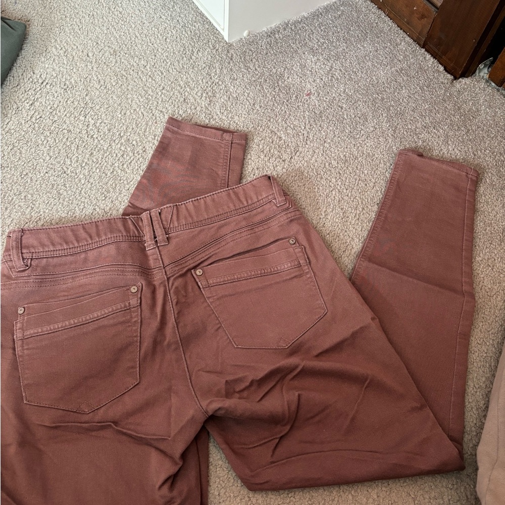 Democracy Mauve Skinny Jeans - Picture 2 of 3